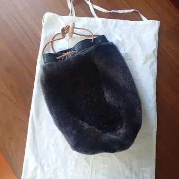 OwenBarry 다크 브라운 양가죽 백