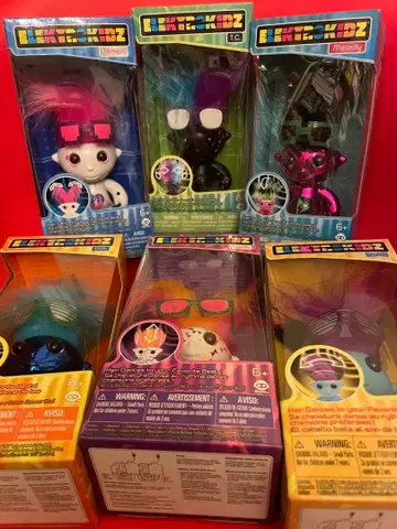 Elektrokidz 피규어 세트
