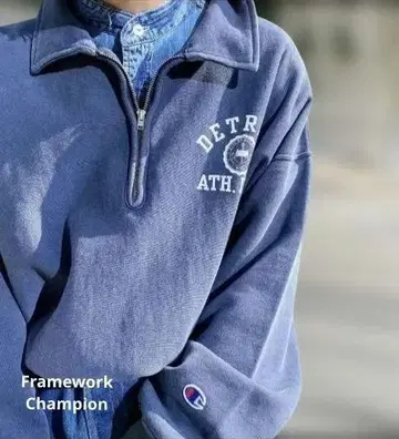 새상품급 framework Champion 하프 지퍼 맨투맨