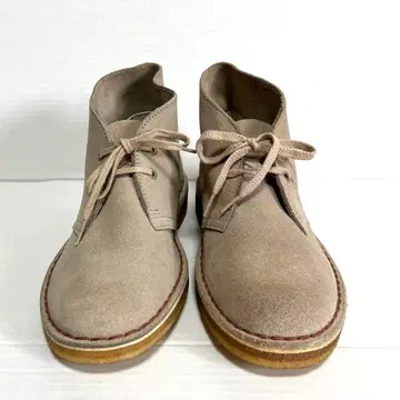 새상품급 클락스 트 부츠 스웨이드 US7 25cm 샌드 베이지