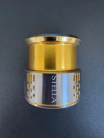 유메야 스텔라 2500F4 교체 스풀