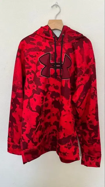 UNDER ARMOUR 후드티 XXL 레드 카모플라쥬