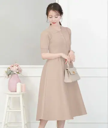 반팔 펄 트리밍 카라 부착 니트 원피스 le reve vaniller
