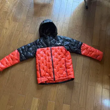 THE NORTH FACE 오렌지 블랙 다운 자켓