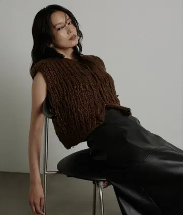 hellam / 인기 핸드 니트 로빙 베스트