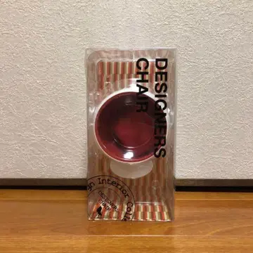 DESIGNERS CHAIR 볼 체어 1/12 스케일 인형