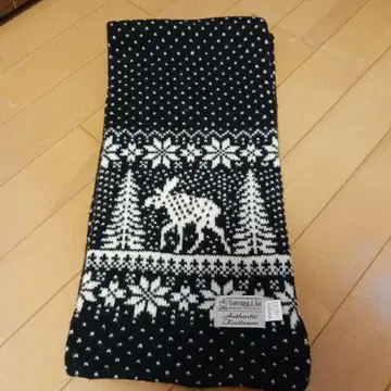 Inverallan 노르딕 무늬 머플러