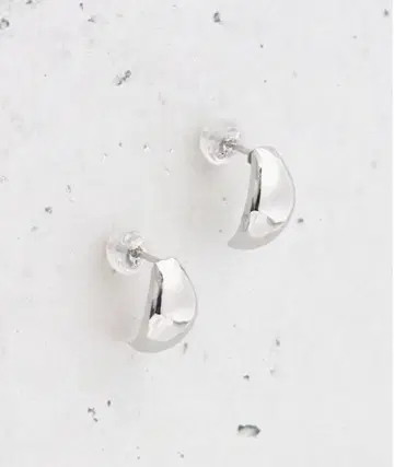 미사용 새상품 L&Co. K10 화이트 골드 귀걸이 현행 모델