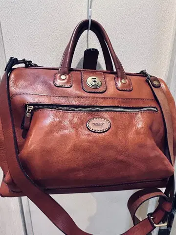 HERZ (헬츠) 닥터백형 가죽 보스턴