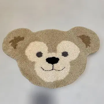더피 얼굴 모양 러그
