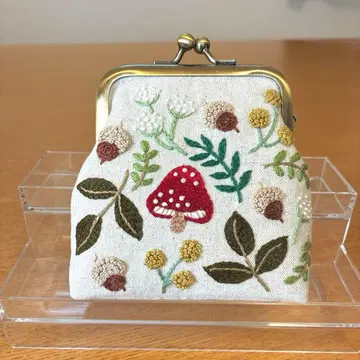 자수 가마구치 파우치 버섯과 도토리