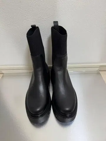 그레이스 콘티넨탈 CORSO ROMA 블랙 사이드 고아