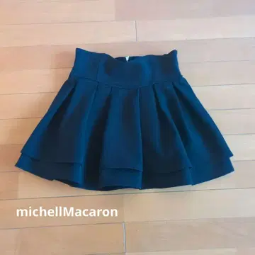 미셸 마카롱 michellMacaron 플레어 스커트 M 블랙