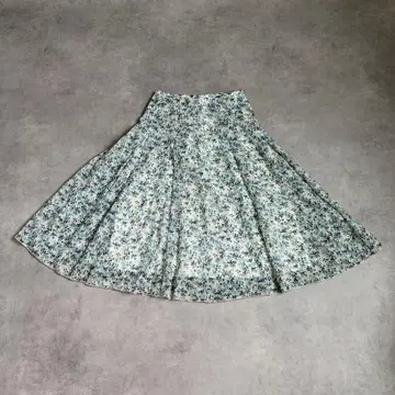 새상품급 자유구 온워드 플레어 롱 스커트 38 꽃무늬 프린트 그린