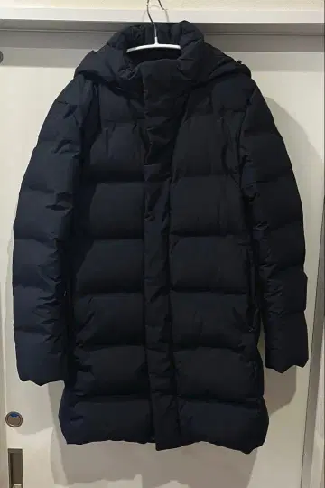 UNIQLO 심리스 다운 코트 네이비 S 사이즈