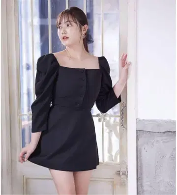 가을/겨울 블랙 미니 원피스 퍼프 슬리브 텐치무 콜라보