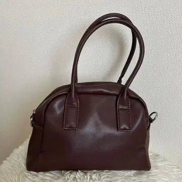 브라운 핸드백 내부 포켓 있음