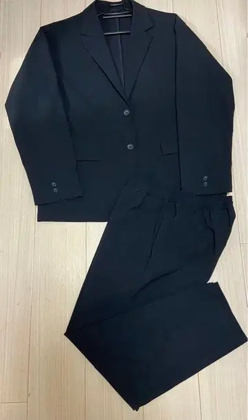 그린 라벨 릴랙싱 블랙 셋업