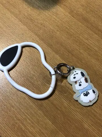 스누피 핸드폰 스트랩 키링 포함
