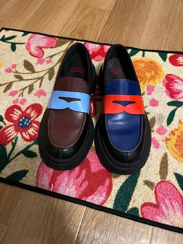 캠퍼 twins 로퍼