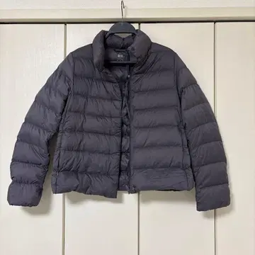 유니클로 UNIQLO 울트라 라이트 다운 M 다크 그레이