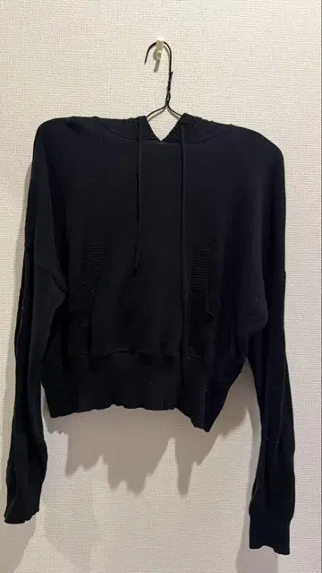 MANNISH 블랙 크롭 후드티