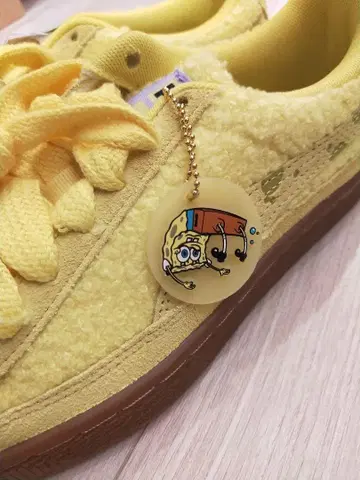 PUMA 스펀지밥 스니커즈 23.0cm