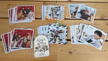 WEST. 정사각형 사진 등