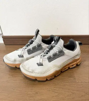 On Cloud away 온 클라우드 웨이 25.5cm