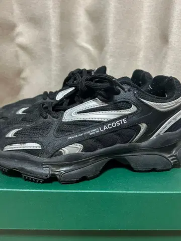 LACOSTE 블랙 스니커즈 47SFA0012 JP240