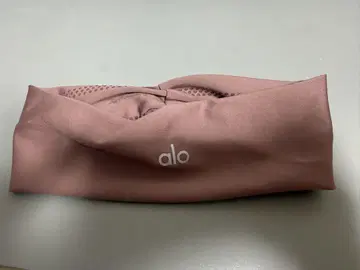 Alo Yoga 핑크 헤어밴드 ONE SIZE