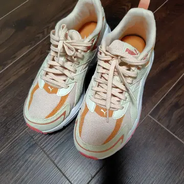 PUMA 스니커즈 베이지/오렌지