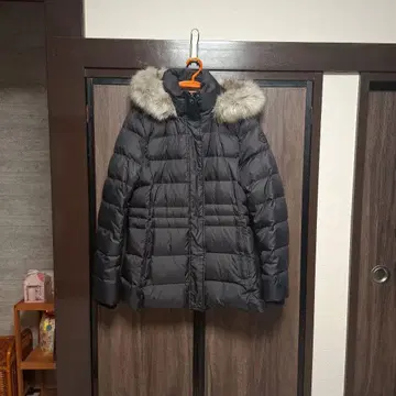 TOMMY HILFIGER 블랙 다운 자켓