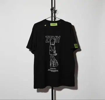 계속 한밤중이면 좋을 텐데. ZTMY NIRA TEE XL