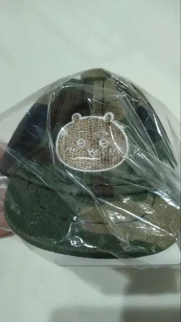 뉴에라 치이카와 (먼작귀) 캡 키링