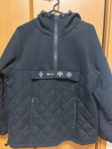 티티카카 하프 지퍼 풀오버 블랙