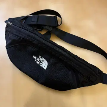 THE NORTH FACE 바디백 블랙