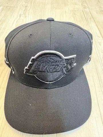 로스앤젤레스 레이커스 캡 블랙