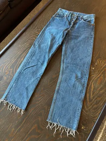 리바이스 501 밑단 데미지 가공 데님 팬츠 27인치