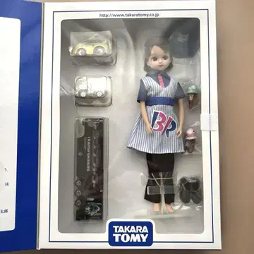 타카라 토미 리카짱 인형 2011년 제조