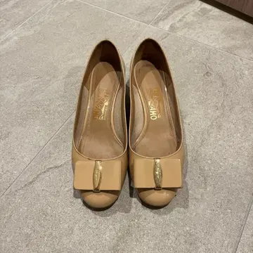 [ ferragamo ] 바라 리본 펌프스 [ 페라가모 ]