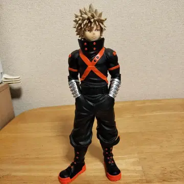 나의 히어로 아카데미아 바쿠고 카츠키 피규어