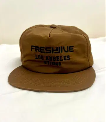 FRESHJIVE 프레쉬 브라운 캡 스냅백