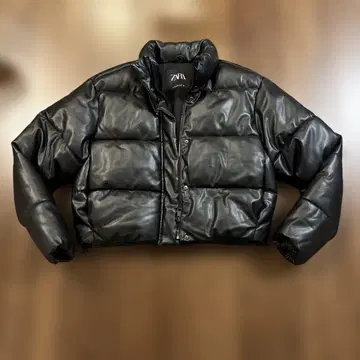 ZARA 가죽 다운 M 사이즈 숏 기장