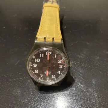 Swatch 손목시계 블랙/옐로우 컬러