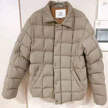 PYRENEX 카키 다운 자켓 SEAL