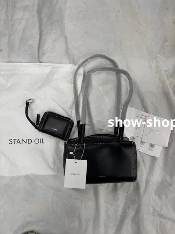 STAND OIL 블랙 숄더백