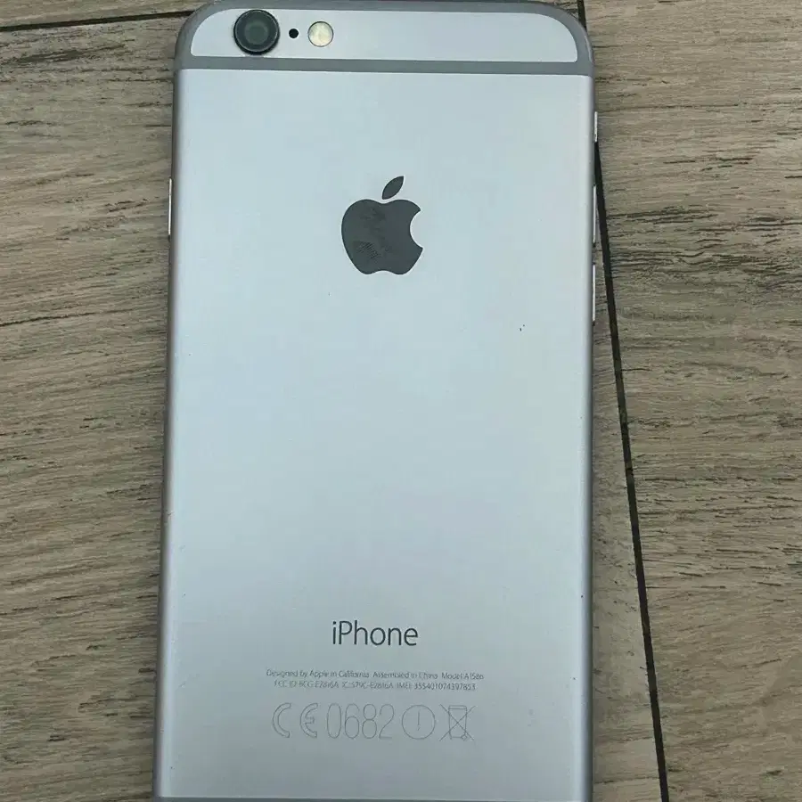 iPhone6 グレー 使用感あり iPhone6 スペースグレイ 16GB 80% iPhone 6 16GB スペースグレイ 中古
