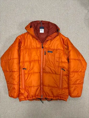 patagonia 파타고니아 다스 후드티 핫 라바 M