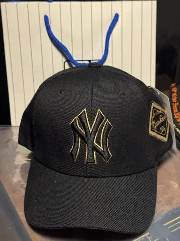새상품! 한국 한정판! 부속품 완비 MLB 뉴욕 양키스 버킷햇